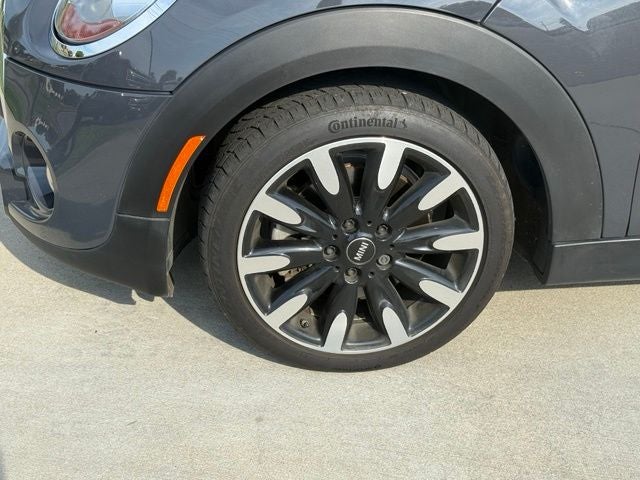 2016 MINI Cooper S Base