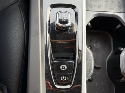 2022 Volvo XC60 Momentum