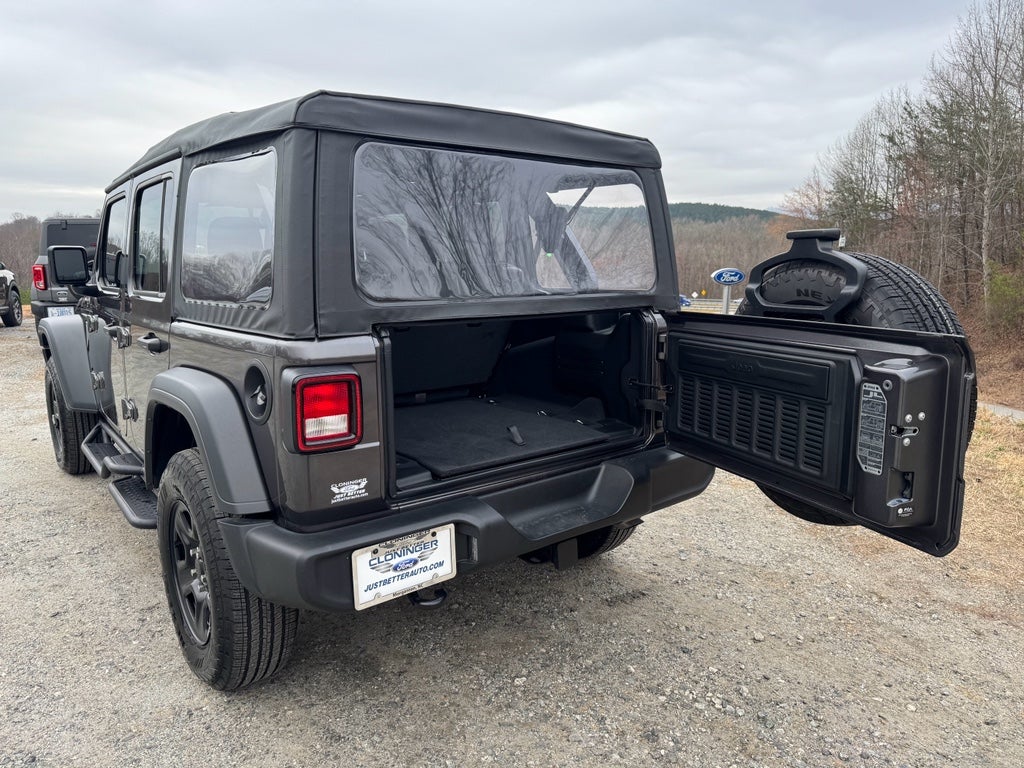2025 Jeep Wrangler Sport