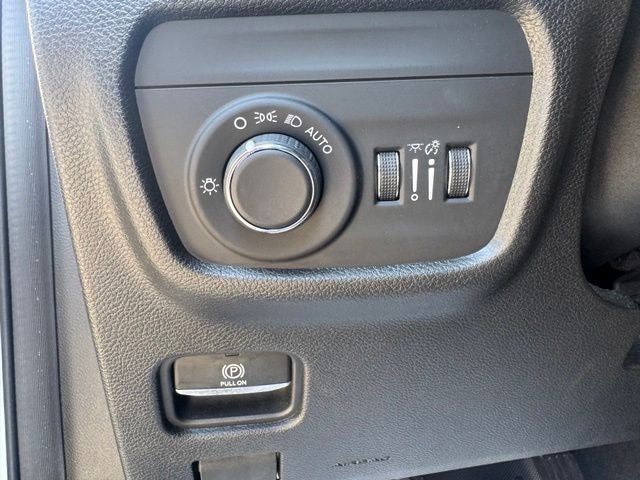 2022 Jeep Grand Cherokee L Altitude