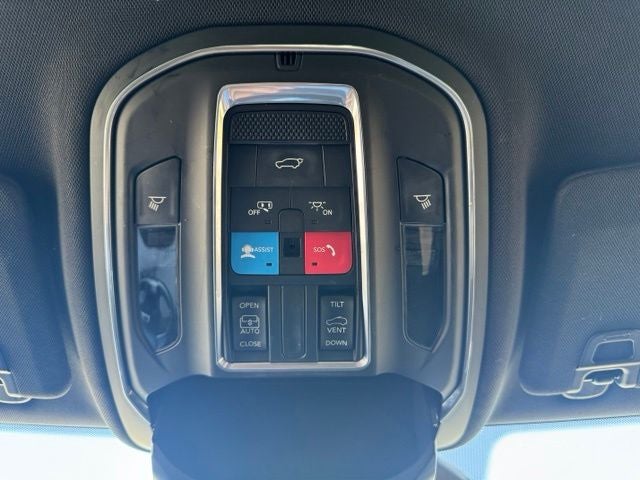 2022 Jeep Grand Cherokee L Altitude