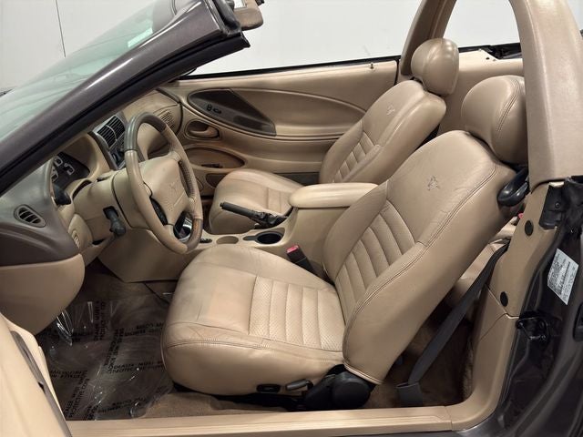 2003 Ford Mustang GT Deluxe