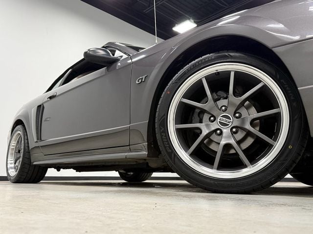 2003 Ford Mustang GT Deluxe