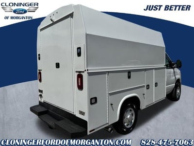 2026 Ford E-350SD Base Cutaway