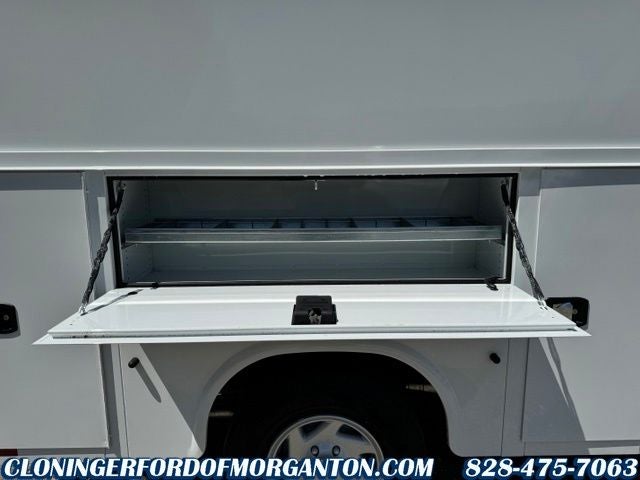 2026 Ford E-350SD Base Cutaway