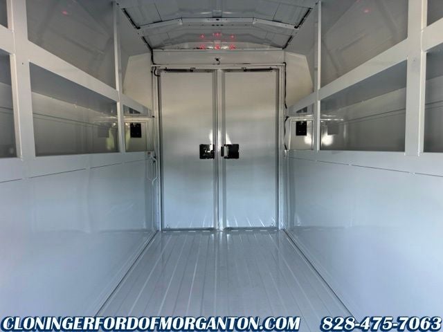 2026 Ford E-350SD Base Cutaway
