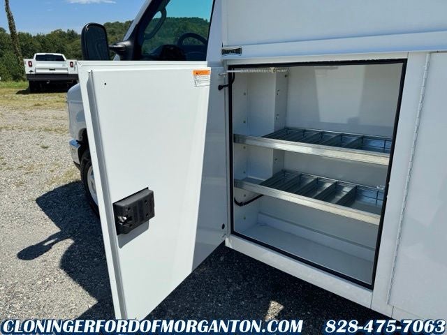 2026 Ford E-350SD Base Cutaway