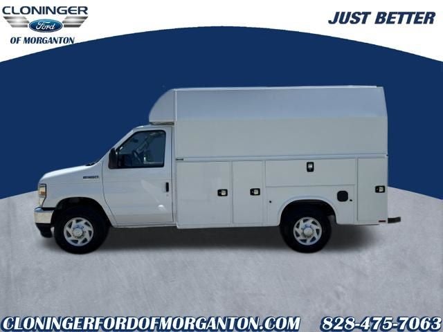 2026 Ford E-350SD Base Cutaway