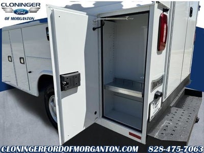 2026 Ford E-350SD Base Cutaway