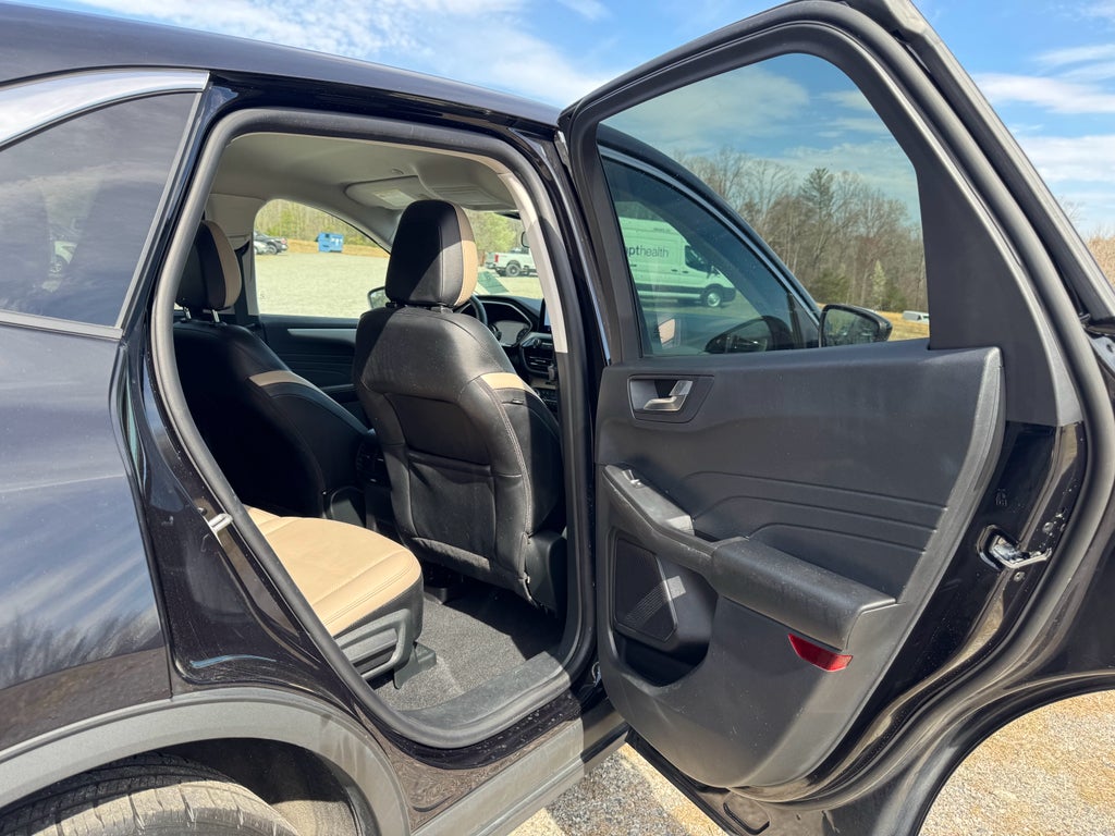 2022 Ford Escape Hybrid SEL