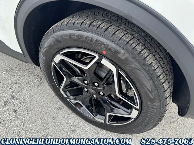 2026 Ford Escape Hybrid Platinum