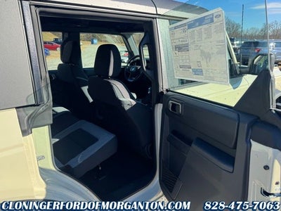 2025 Ford Bronco Base