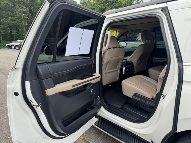 2022 Ford Expedition Max XLT