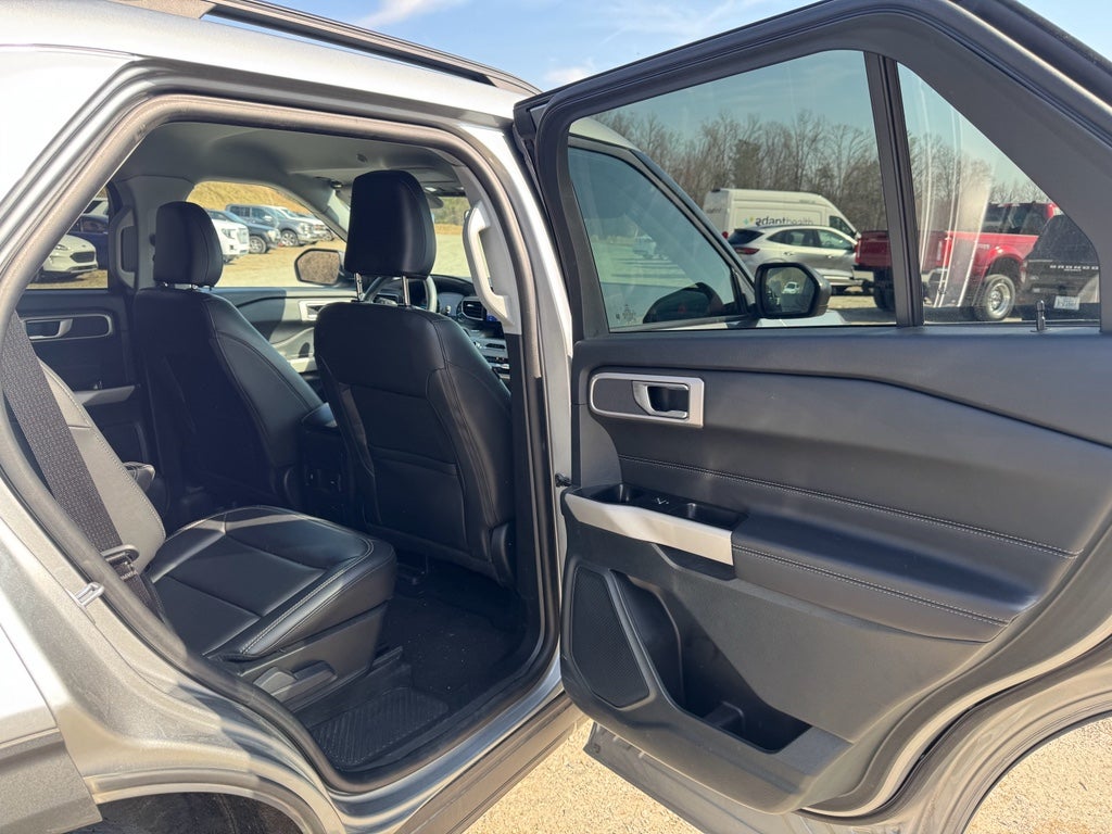 2024 Ford Explorer XLT