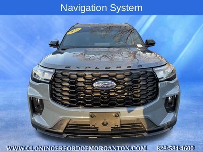 2025 Ford Explorer ST-Line