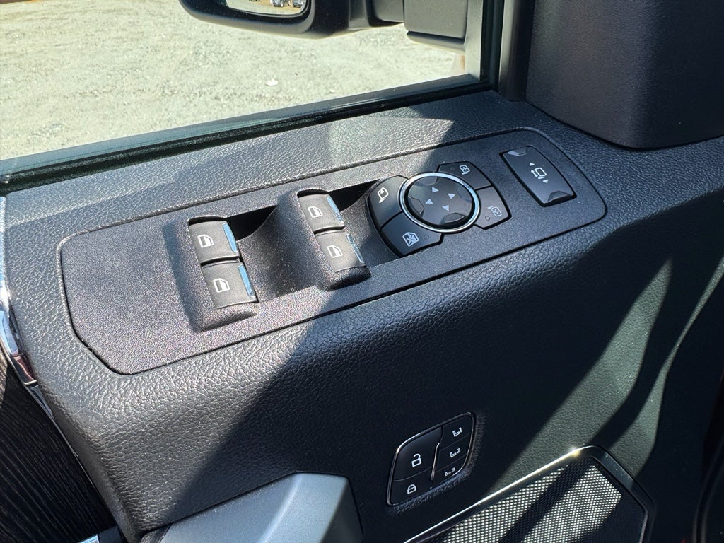 2021 Ford F-250SD Lariat