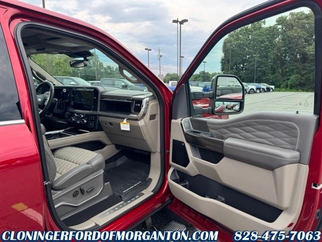 2026 Ford F-350SD Platinum DRW