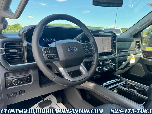 2026 Ford F-350SD Lariat DRW