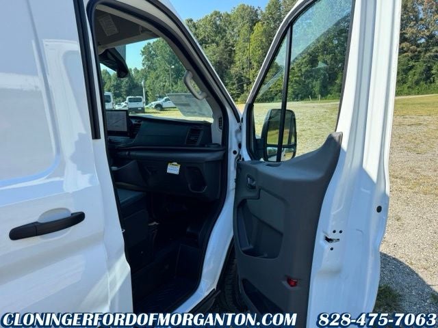 2027 Ford Transit-250 Base