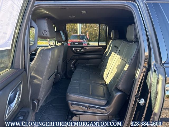 2023 Chevrolet Suburban RST