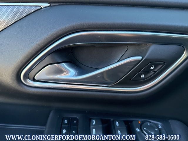 2023 Chevrolet Suburban RST