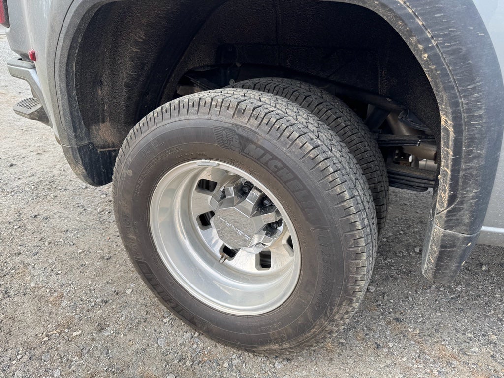 2025 GMC Sierra 3500HD Denali Ultimate