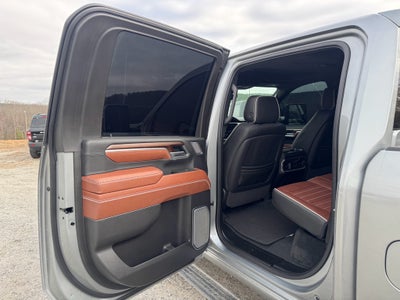 2025 GMC Sierra 3500HD Denali Ultimate