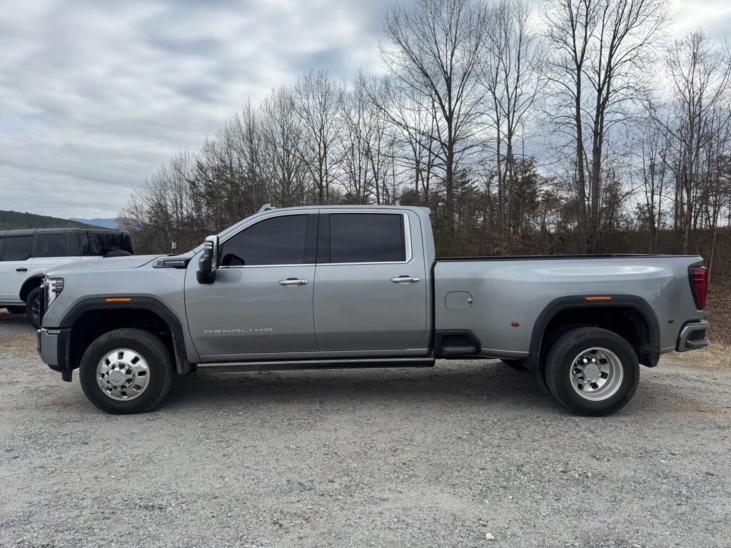 2025 GMC Sierra 3500HD Denali Ultimate