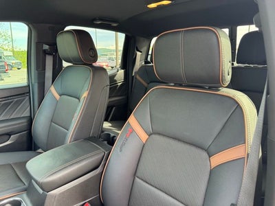 2024 GMC Canyon AT4