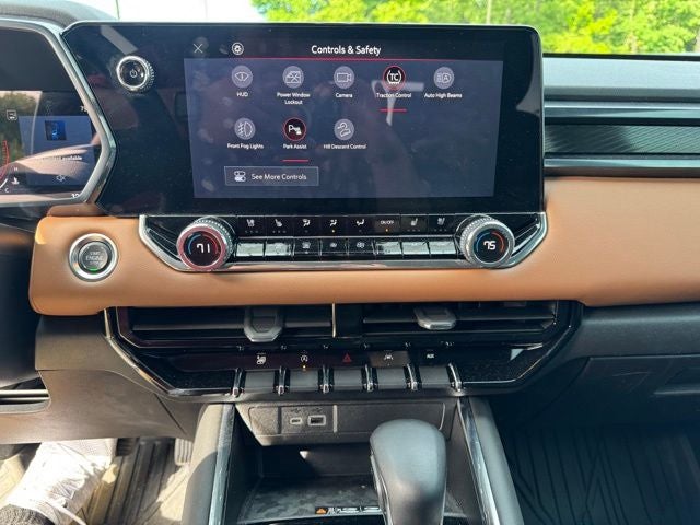 2024 GMC Canyon AT4