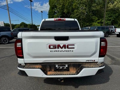 2024 GMC Canyon AT4