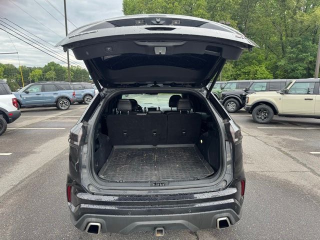 2019 Ford Edge ST