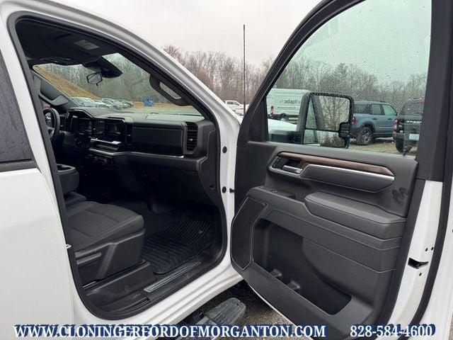 2025 Chevrolet Silverado 2500HD LT