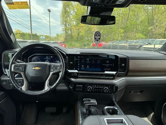 2022 Chevrolet Silverado 1500 High Country