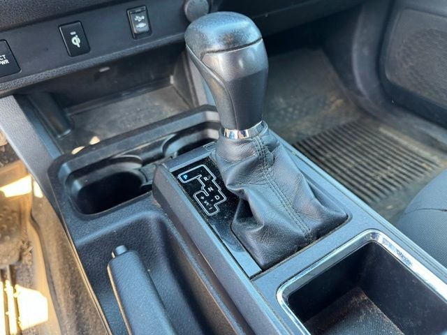 2016 Toyota Tacoma SR V6