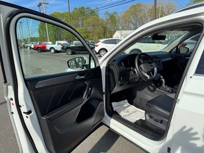 2022 Volkswagen Tiguan 2.0T SE