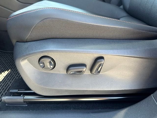 2024 Volkswagen Tiguan 2.0T Wolfsburg Edition
