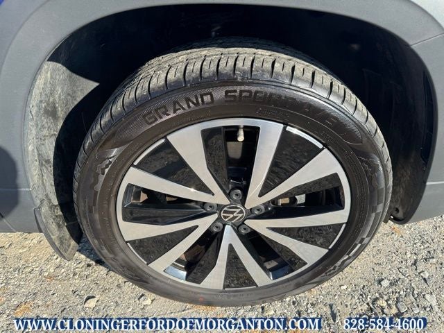 2023 Volkswagen Taos 1.5T SE