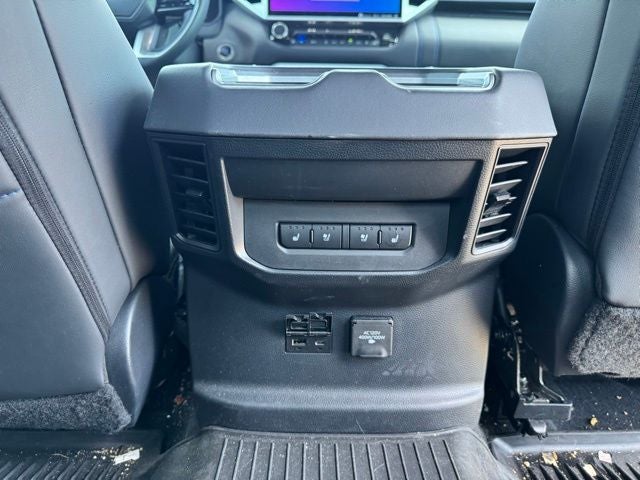 2023 Toyota Tundra Platinum