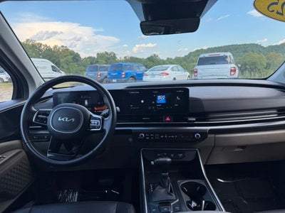 2025 Kia Carnival LXS