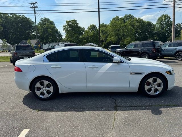 2017 Jaguar XE 25t