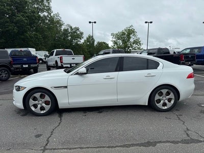 2017 Jaguar XE 25t