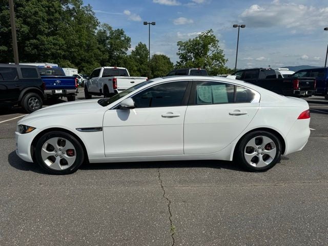 2017 Jaguar XE 25t