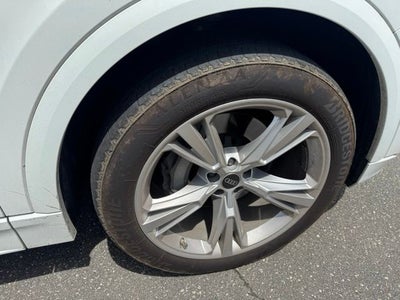 2023 Audi Q8 55 Premium quattro