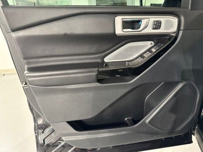 2022 Ford Explorer Platinum