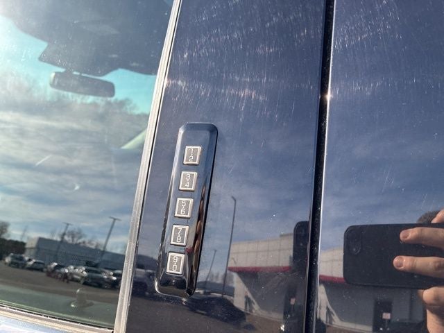 2023 Ford F-350SD Platinum