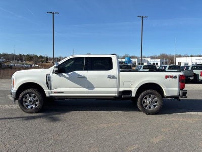 2023 Ford F-350 LARIAT