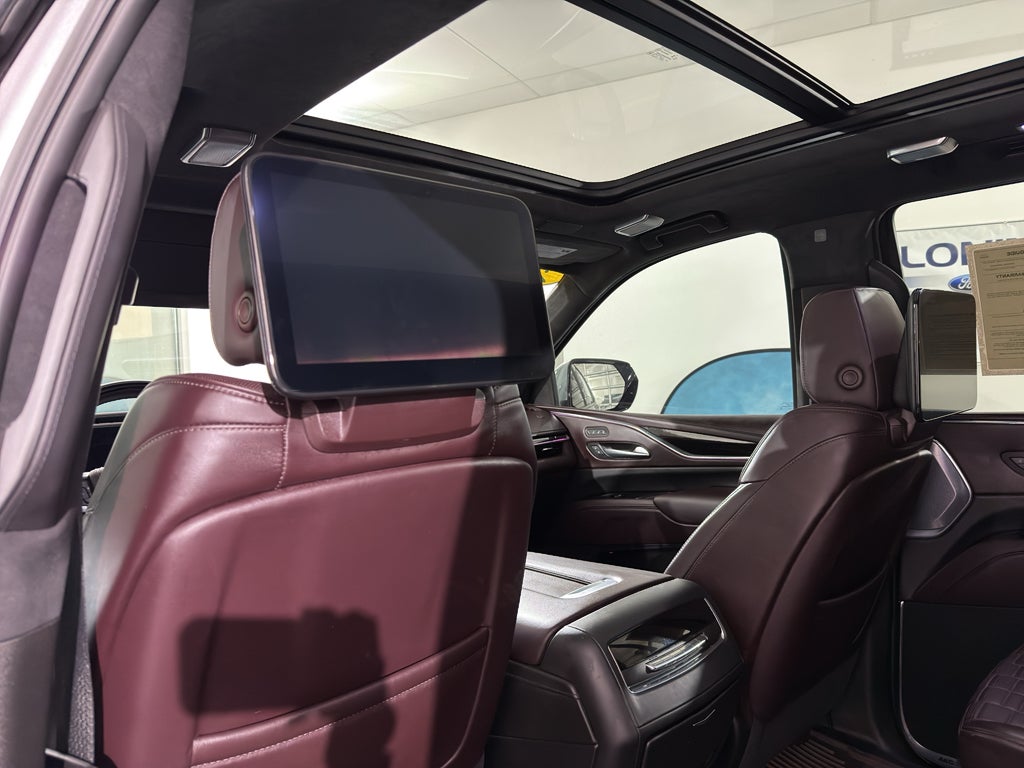 2023 Cadillac Escalade 4WD Sport Platinum