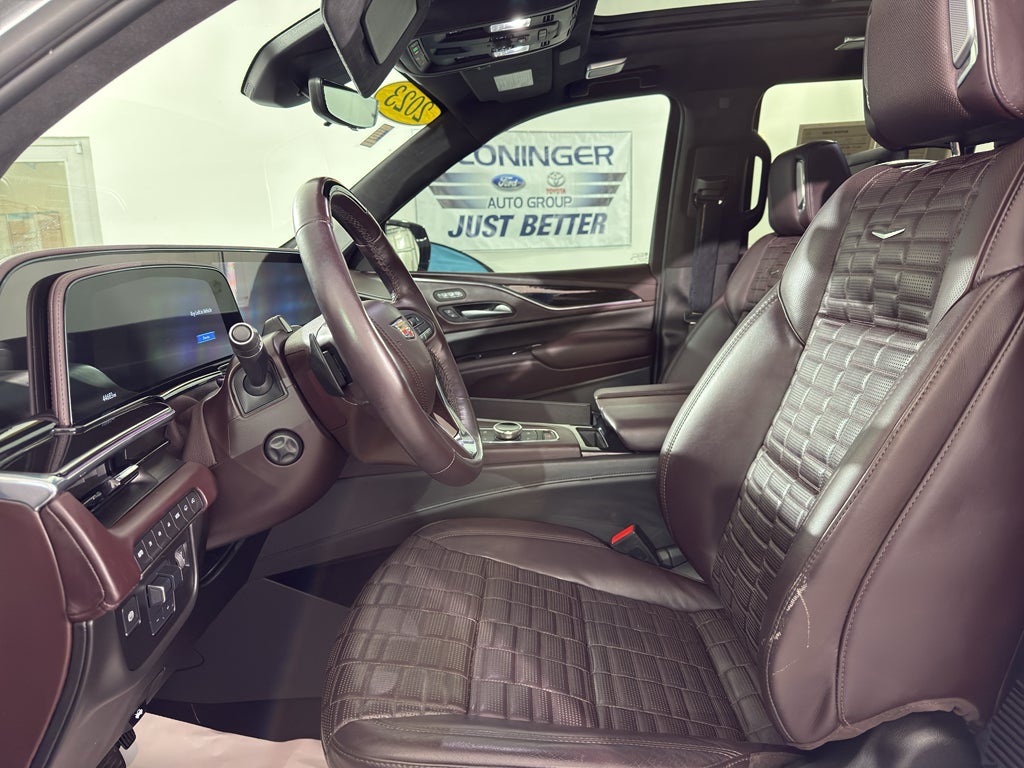 2023 Cadillac Escalade 4WD Sport Platinum