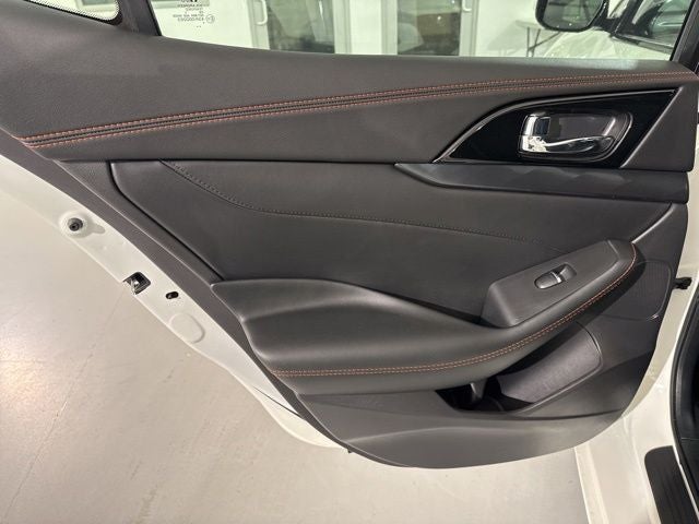 2022 Nissan Maxima SR